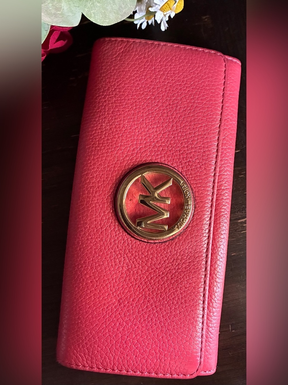 Michael Kors Coral Pink Pebbled Leather Wallet with Gold Logo - Picture 9 of 9